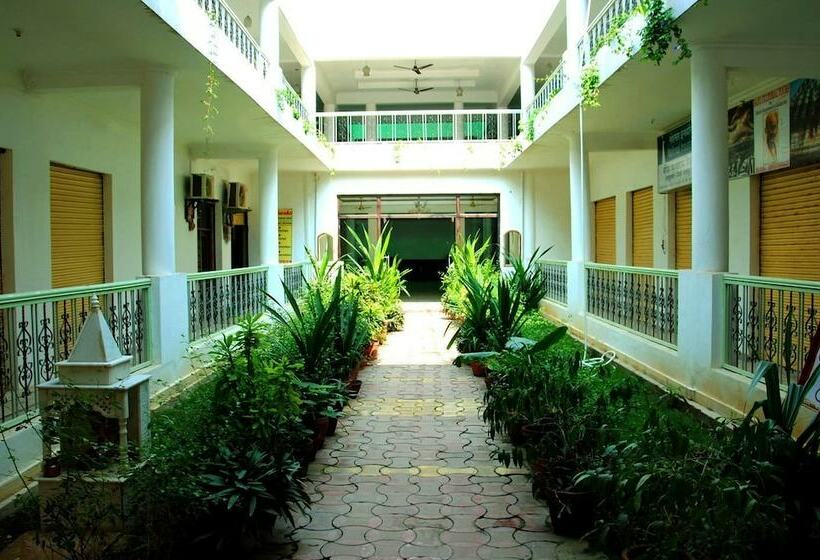 酒店 Princess Khajuraho