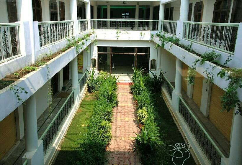 酒店 Princess Khajuraho