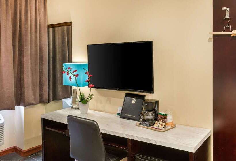 ホテル Quality Inn Near Sunset Park