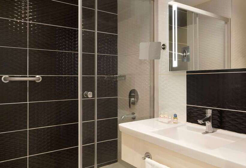 فندق Ramada By Wyndham Soma