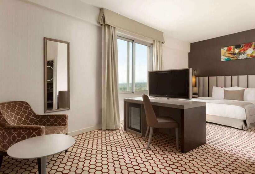 فندق Ramada By Wyndham Soma