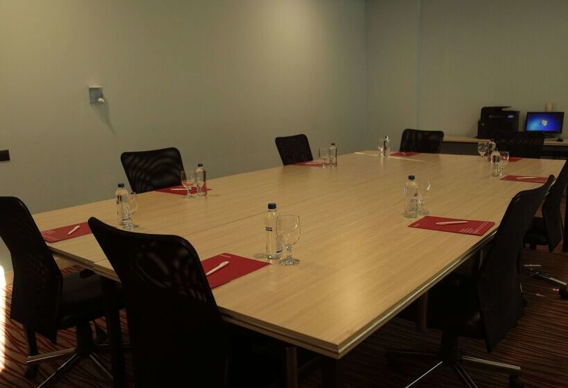 فندق Ramada By Wyndham Soma