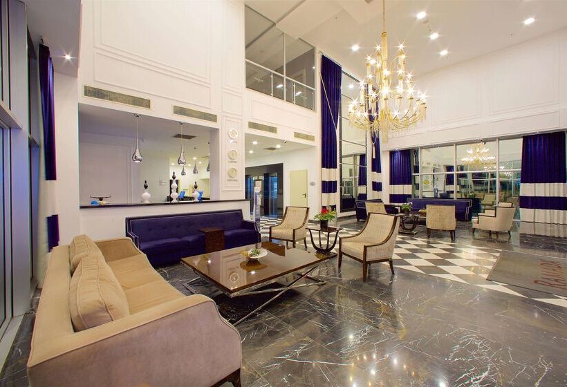 فندق Ramada By Wyndham Soma