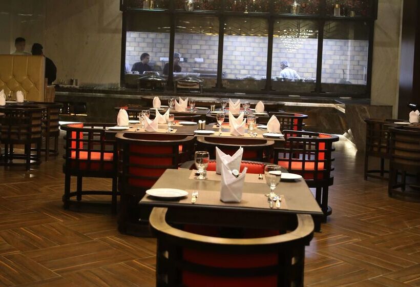 Отель Ramada Encore Jalandhar