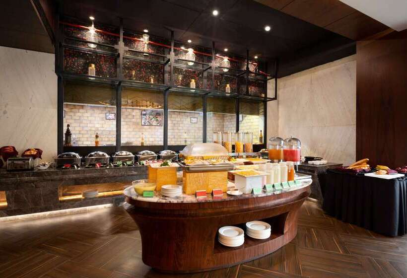 Отель Ramada Encore Jalandhar