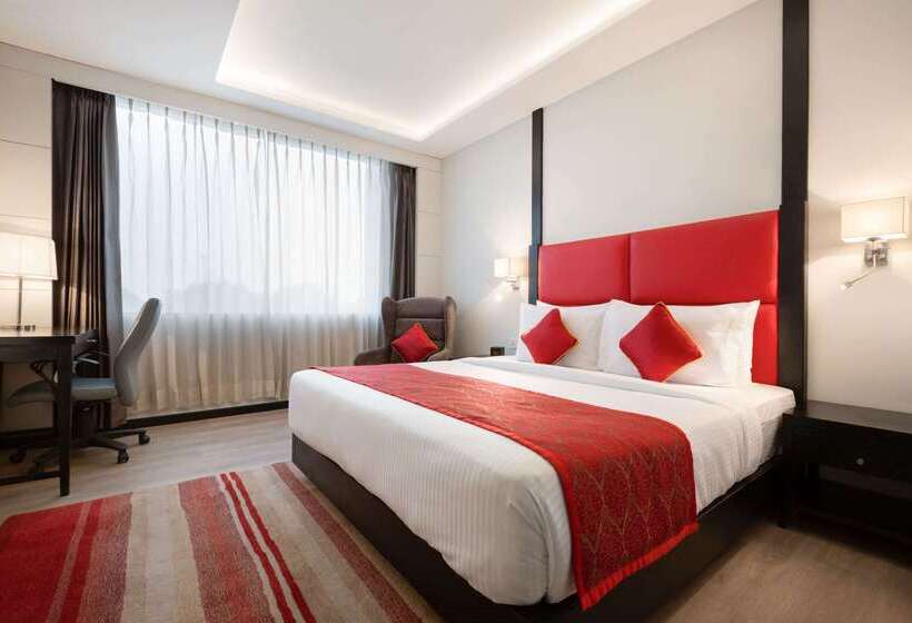 Отель Ramada Encore Jalandhar