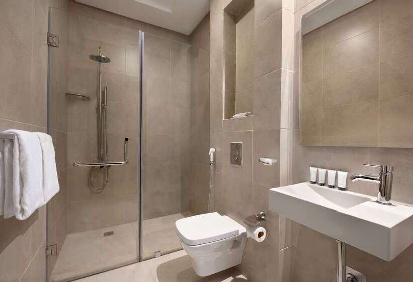 هتل Ramada Encore By Wyndham Kuwait Downtown