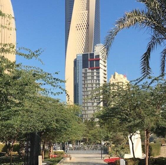 هتل Ramada Encore By Wyndham Kuwait Downtown