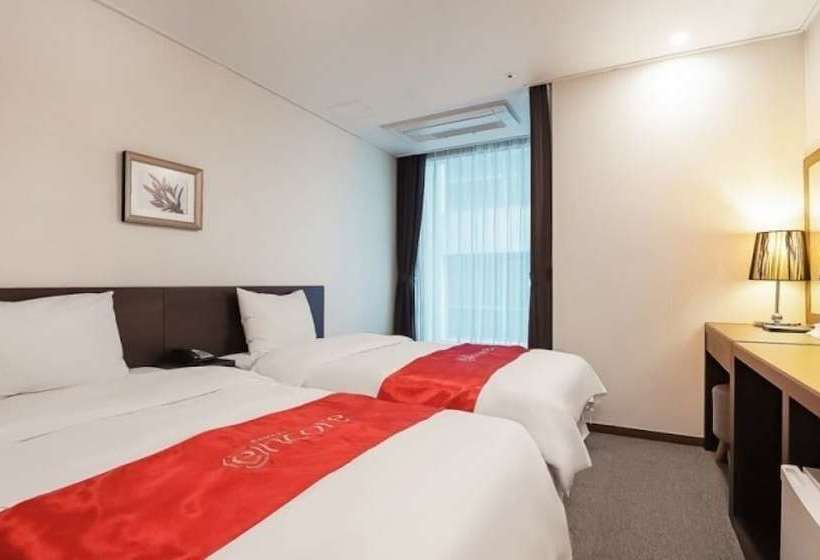 בית מלון כפרי Ramada Encore Pyeongtaek