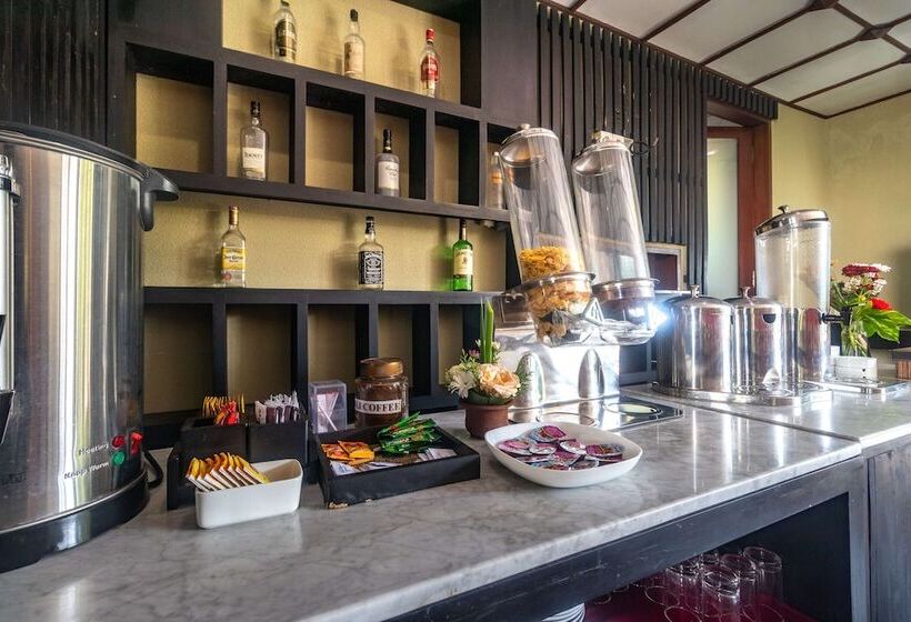 Hotel Sanur Art Villas