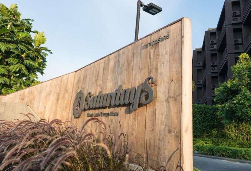 בית מלון כפרי Saturdays Residence By Brown Starling