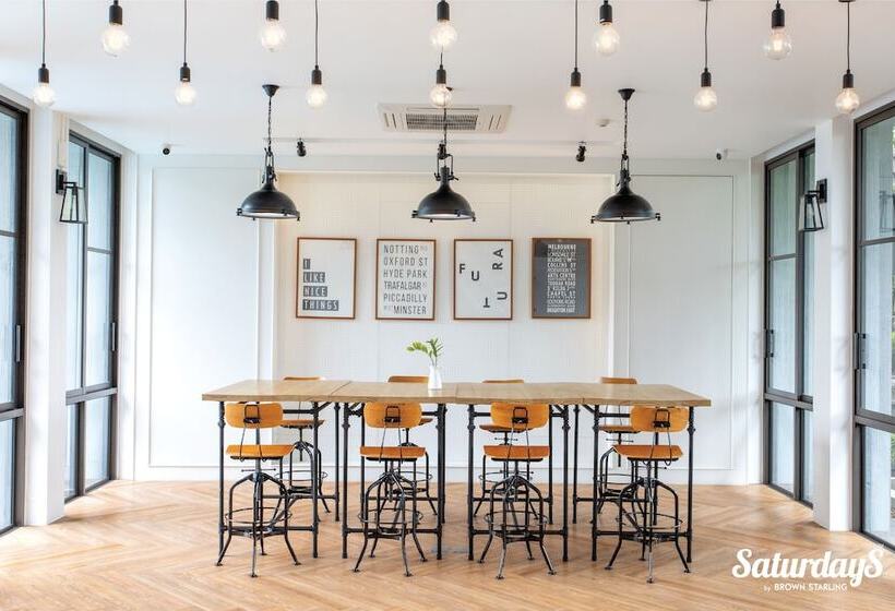 호텔 Saturdays Residence By Brown Starling