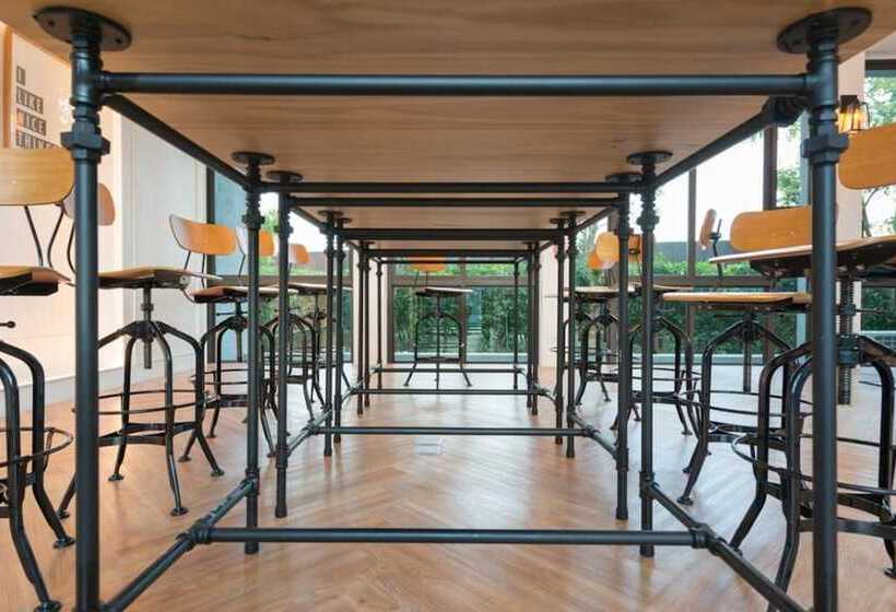 בית מלון כפרי Saturdays Residence By Brown Starling