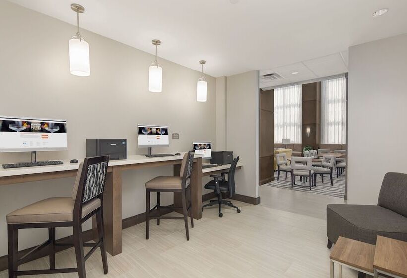 فندق Staybridge Suites   Florence Center, An Ihg