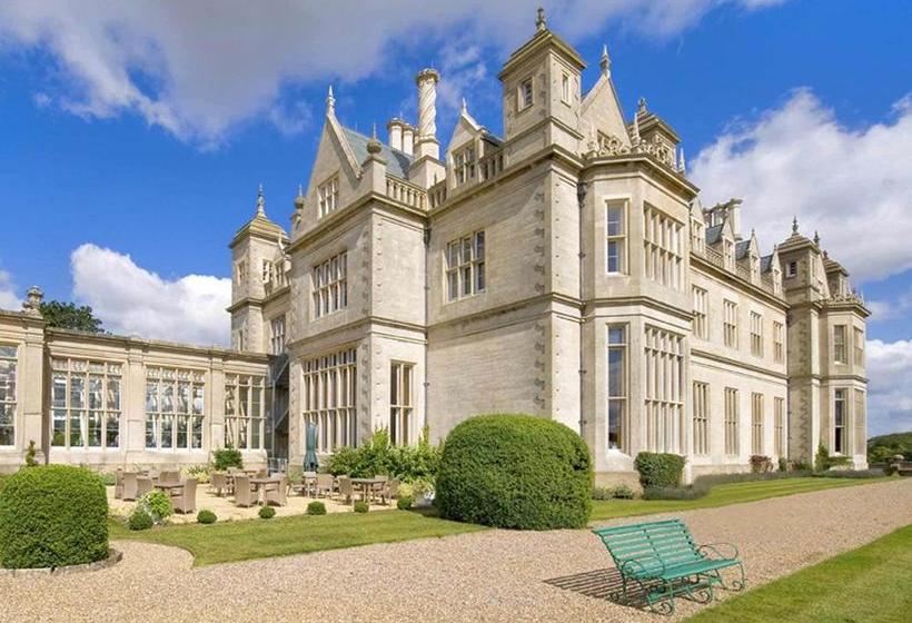 Отель Stoke Rochford Hall