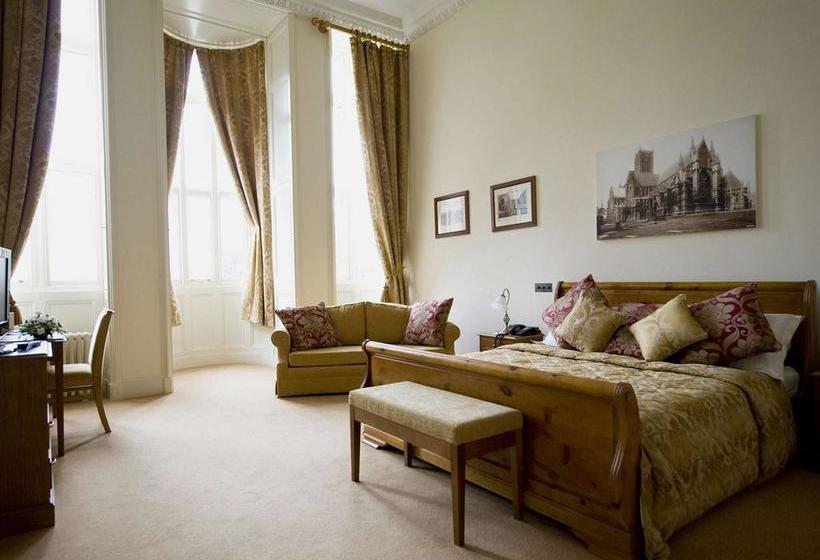 Отель Stoke Rochford Hall