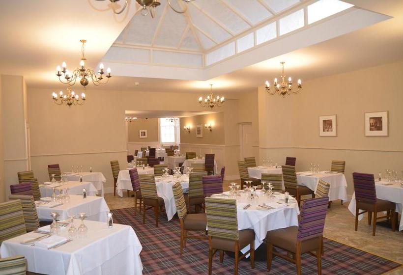 Отель Stoke Rochford Hall