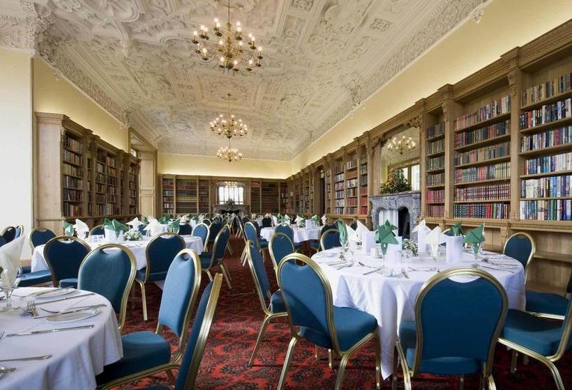 Отель Stoke Rochford Hall