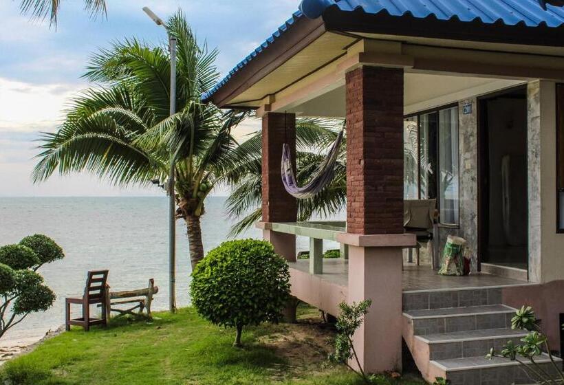 Отель Sunset Beach Villa S