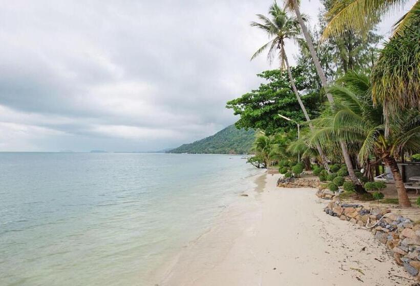 Отель Sunset Beach Villa S