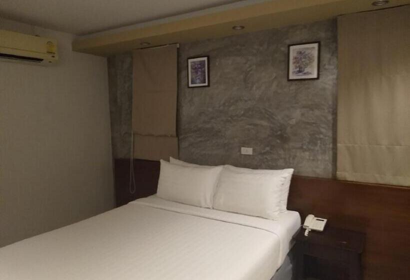 Отель Sunset Beach Villa S