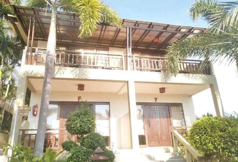 Отель Sunset Beach Villa S