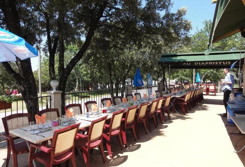 Отель Terrasses De L Aven