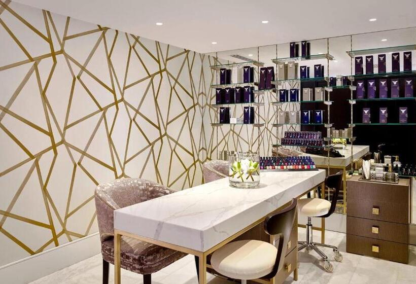 The Alexander, A Luxury Collection Hotel, Yerevan