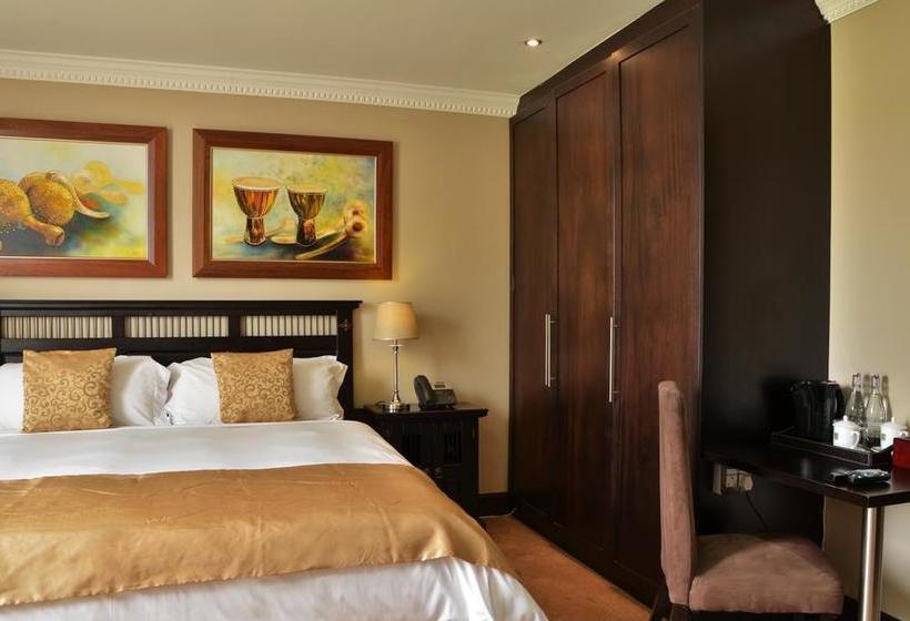 ホテル The Destiny