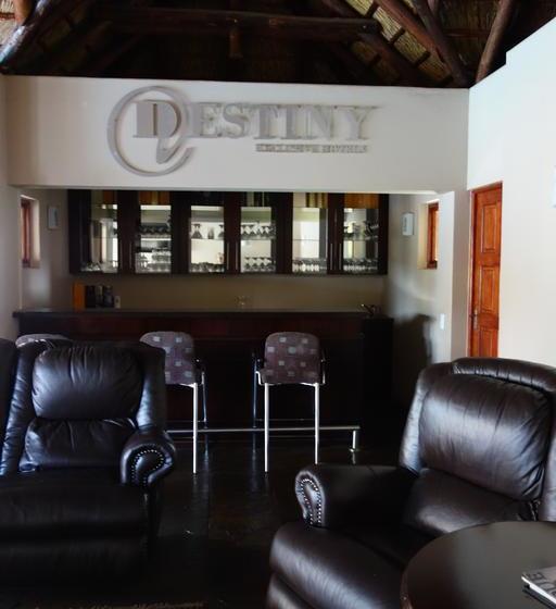 ホテル The Destiny