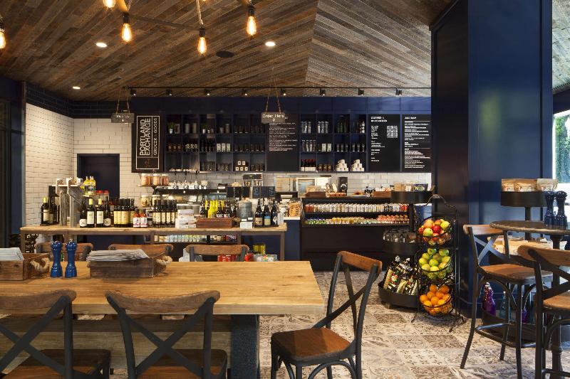 هتل The Porter Portland, Curio Collection By Hilton