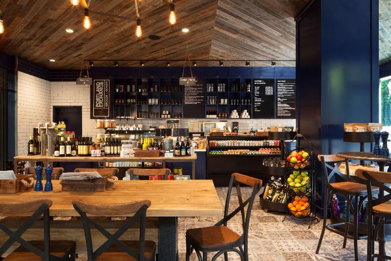 هتل The Porter Portland, Curio Collection By Hilton