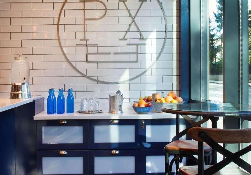 هتل The Porter Portland, Curio Collection By Hilton