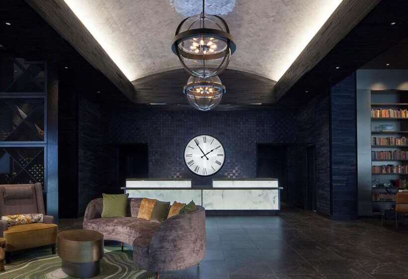 هتل The Porter Portland, Curio Collection By Hilton