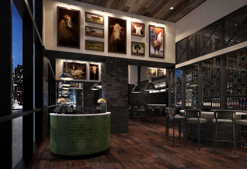 هتل The Porter Portland, Curio Collection By Hilton