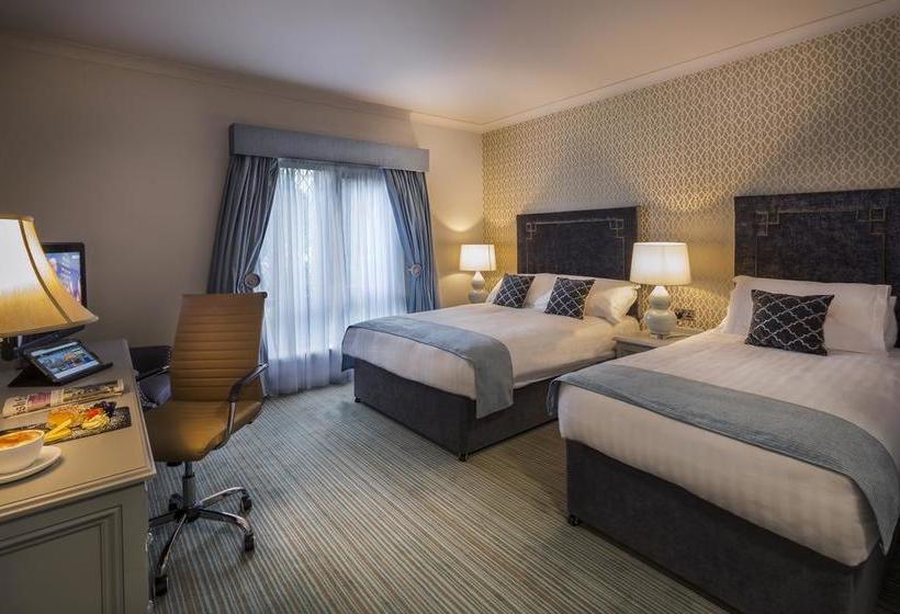 Treacys Oakwood Hotel, Shannon