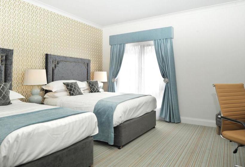 Treacys Oakwood Hotel, Shannon