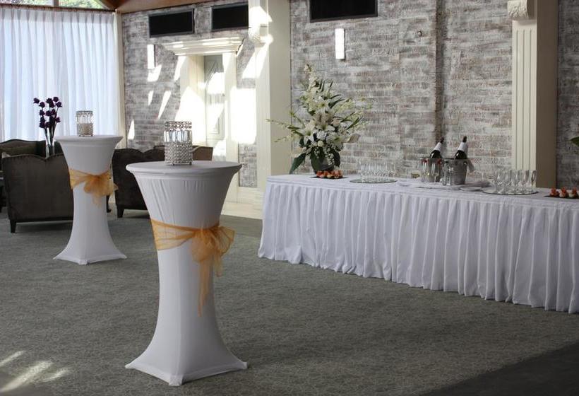 Treacys Oakwood Hotel, Shannon