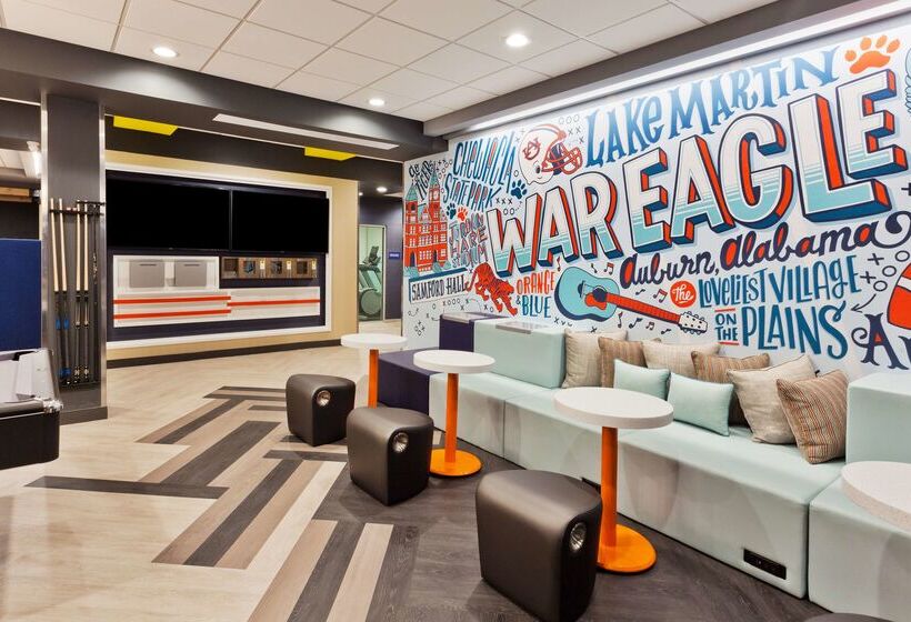 ホテル Tru By Hilton Auburn