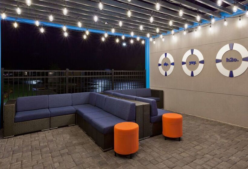 ホテル Tru By Hilton Auburn