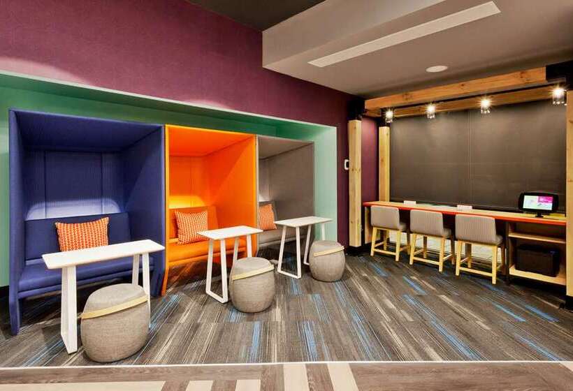 ホテル Tru By Hilton Auburn