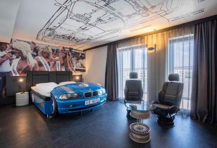 V8 Hotel Köln At Motorworld