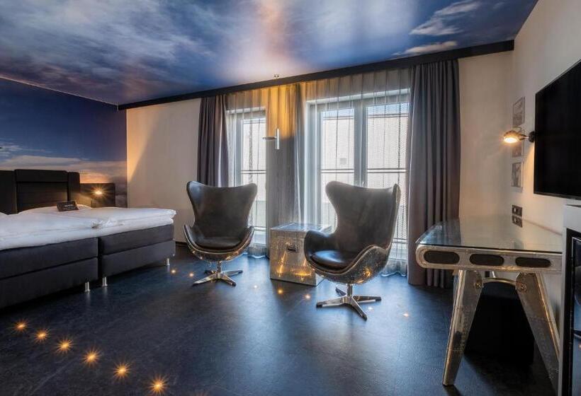 V8 Hotel Köln At Motorworld