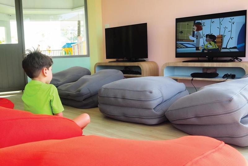 בית מלון כפרי X10 Khaolak Resort