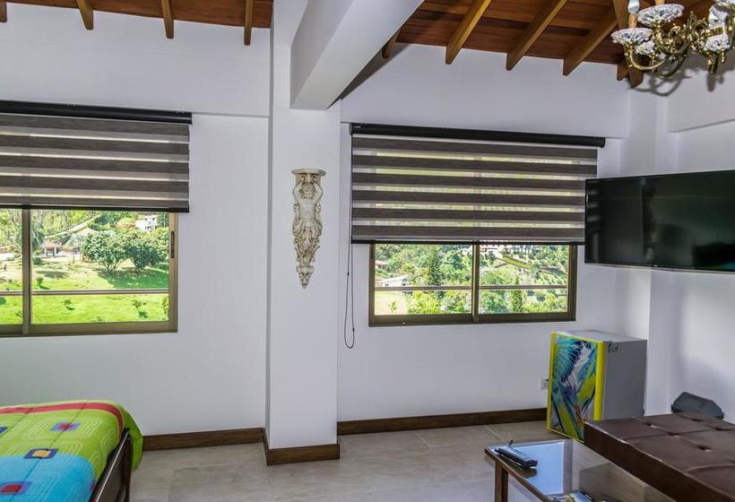 Отель Y Centro De Convenciones La Extremadura