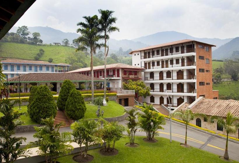 Отель Y Centro De Convenciones La Extremadura