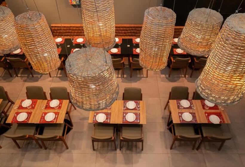 Novotel Curitiba Batel