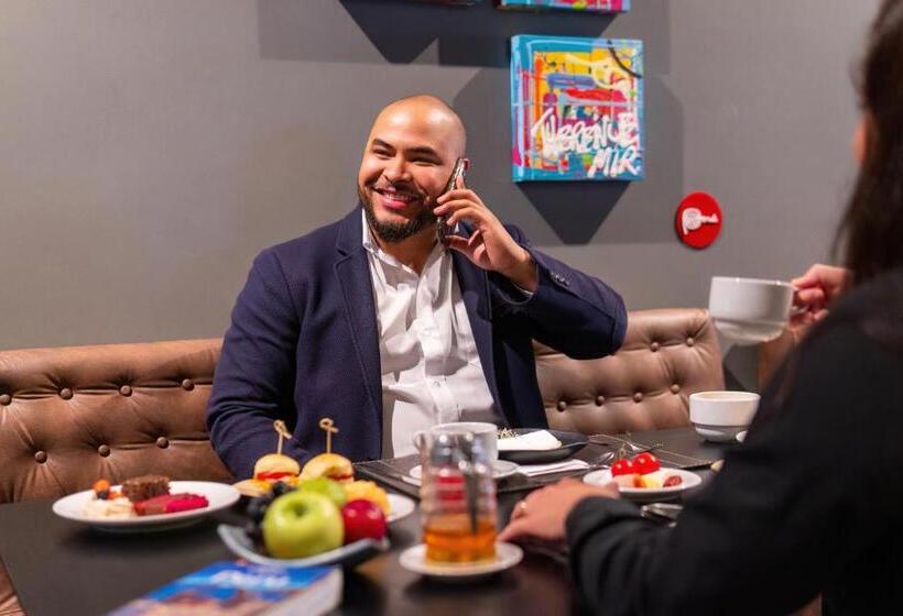 Novotel Curitiba Batel