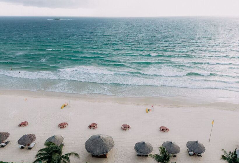 Курорт Wyndham Grand Phu Quoc