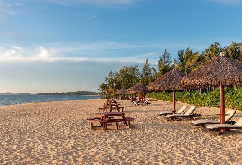 Курорт Wyndham Grand Phu Quoc